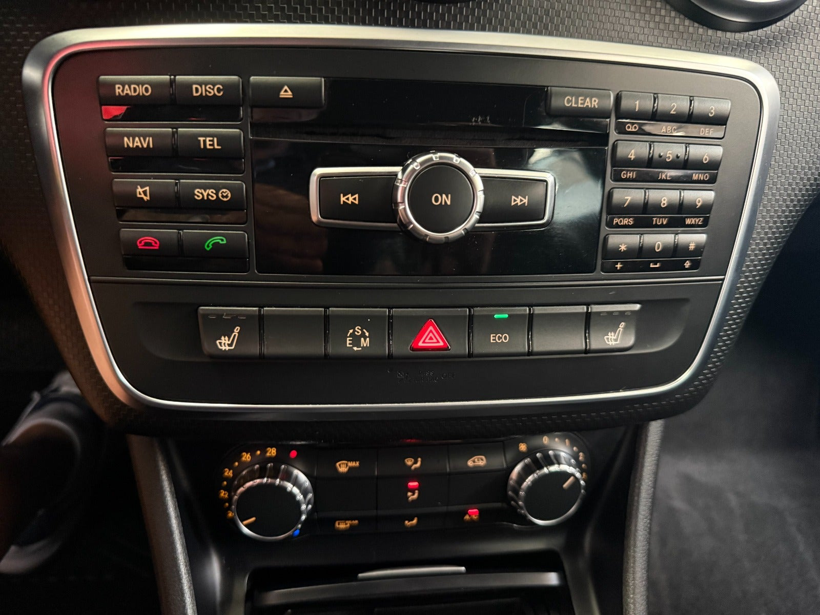 Sort Mercedes A180 fra 2013