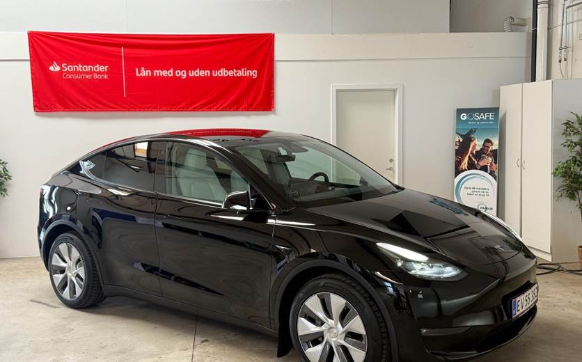 Tesla Model Y Long Range AWD