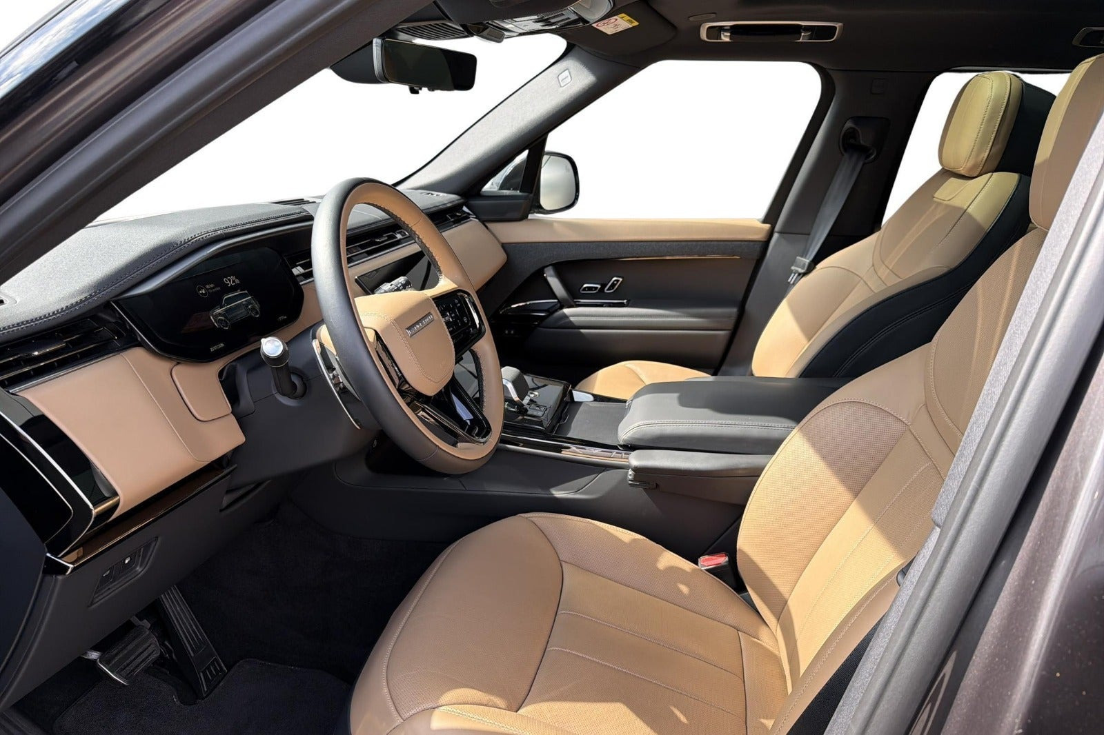 Grå Land Rover Range Rover sport fra 2025