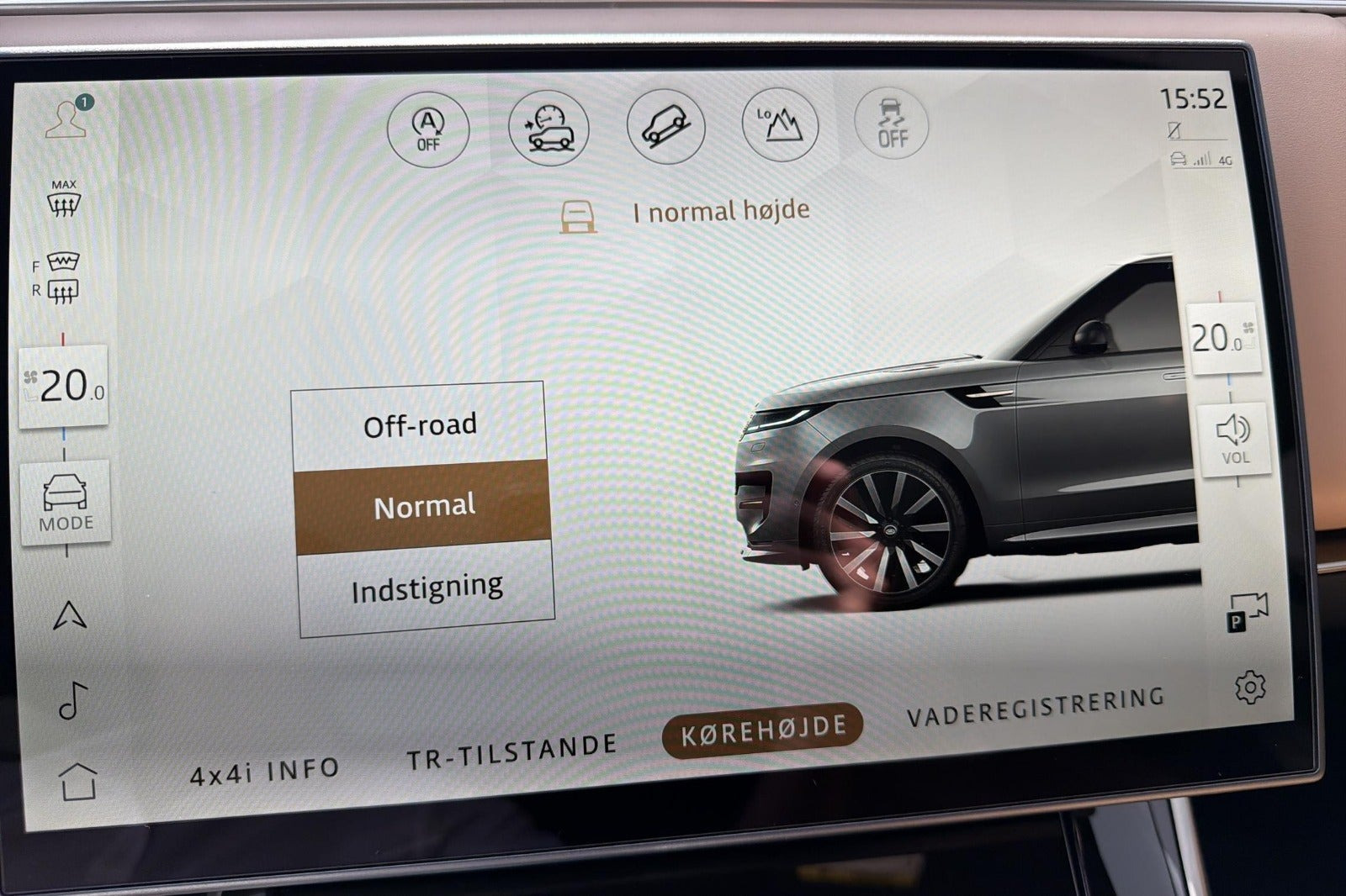 Grå Land Rover Range Rover sport fra 2025