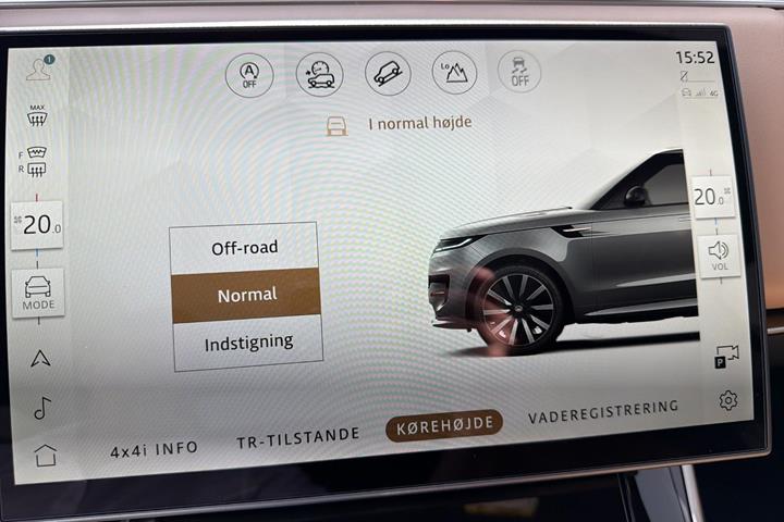 Grå Land Rover Range Rover sport fra 2025