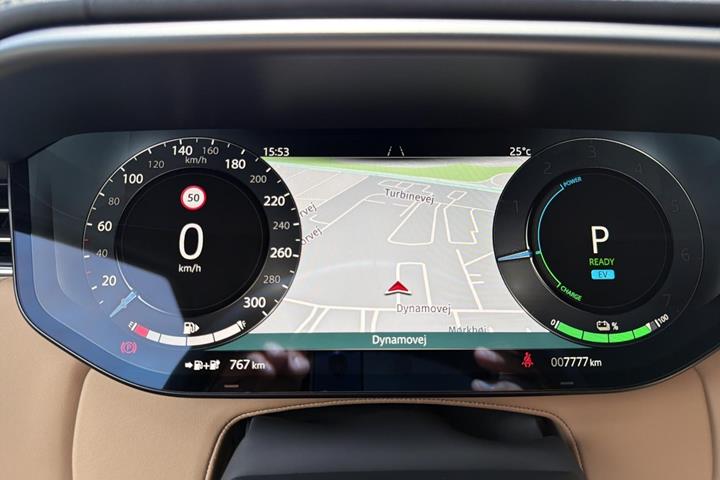 Grå Land Rover Range Rover sport fra 2025