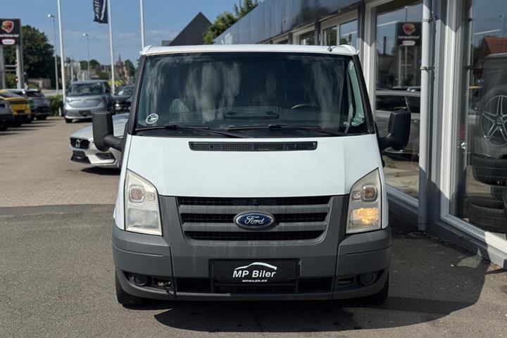 Hvid Ford Transit 280S Van fra 2011 set udefra