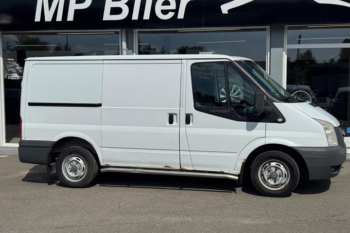 Hvid Ford Transit 280S Van fra 2011 set udefra