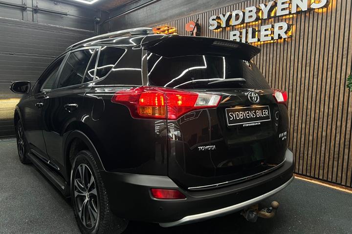 undefined Toyota RAV4 fra 2015
