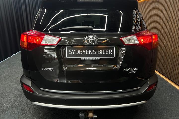 undefined Toyota RAV4 fra 2015