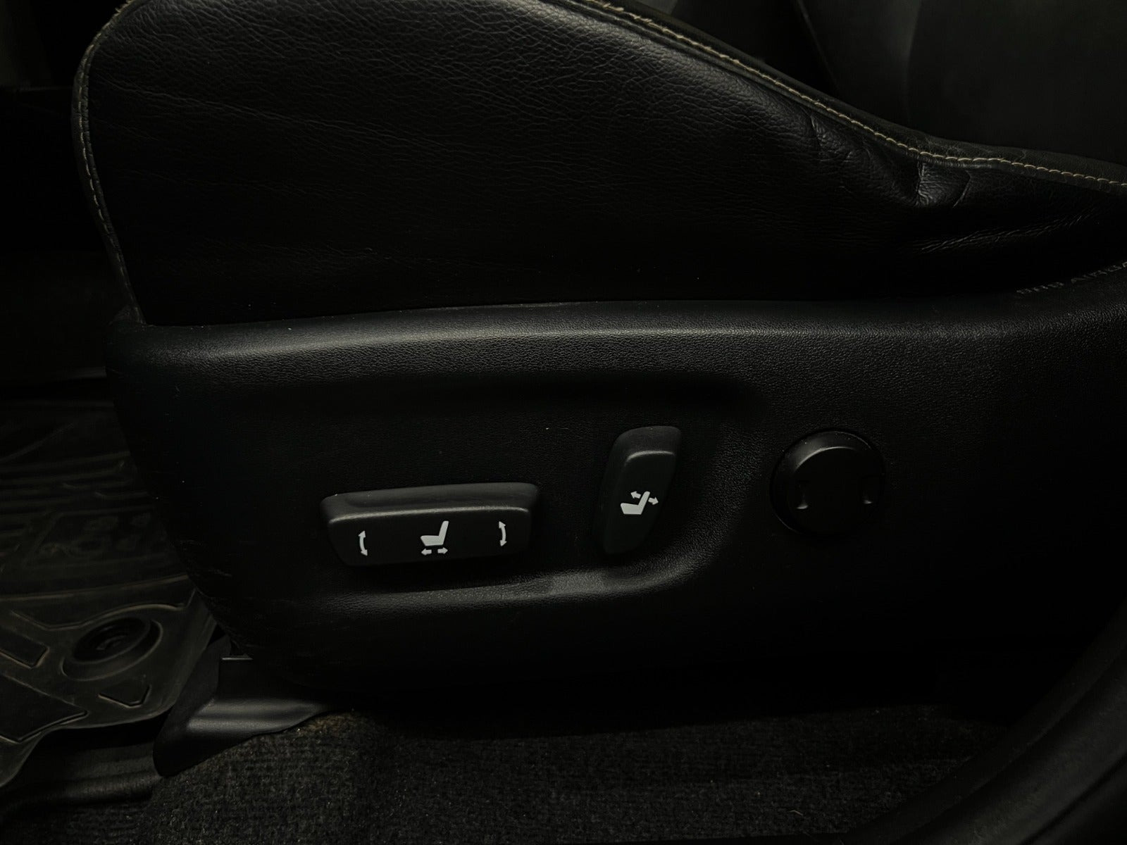 undefined Toyota RAV4 fra 2015