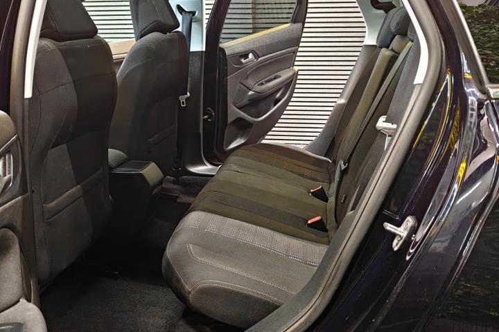 undefined Peugeot 308 fra 2014