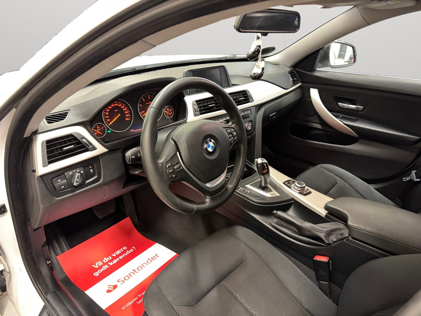 Hvid BMW 420d fra 2017