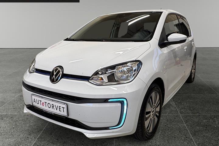 Hvid VW E-UP! fra 2023 set udefra