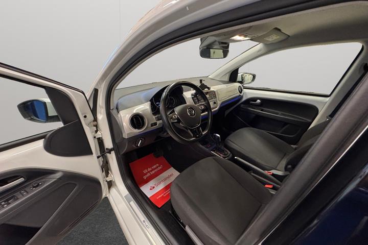 Hvid VW E-UP! fra 2023