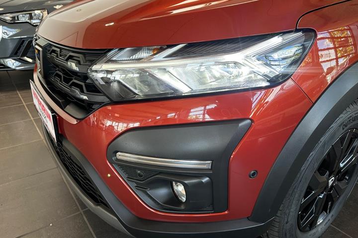 Orange Dacia Jogger fra 2022