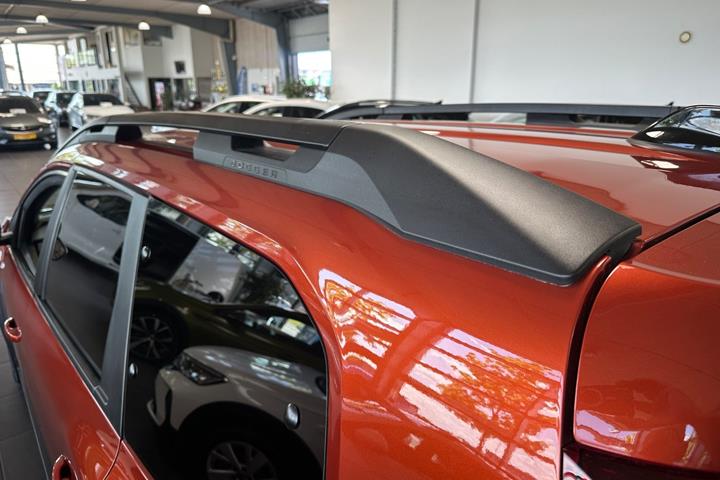 Orange Dacia Jogger fra 2022