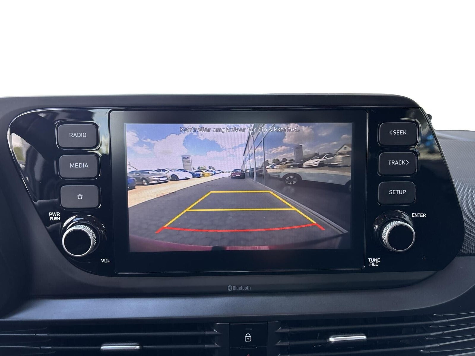 Rød Hyundai i20 fra 2022