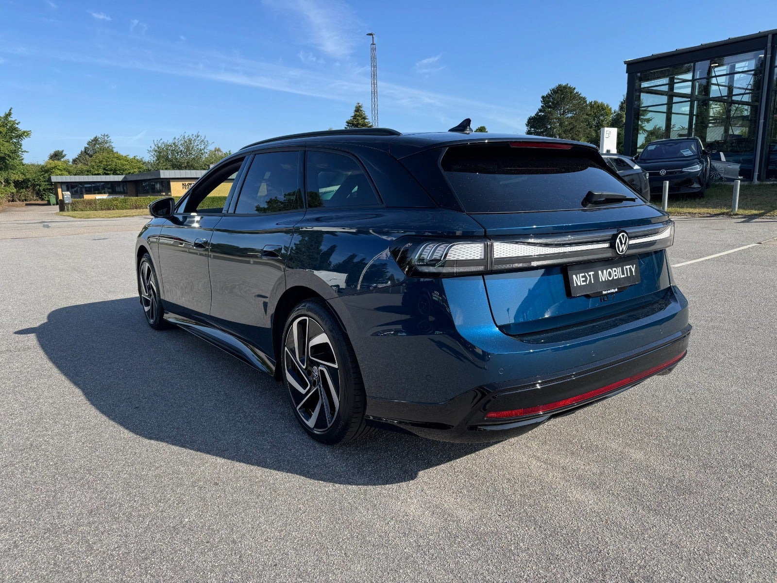 Blå VW ID.7 fra 2025