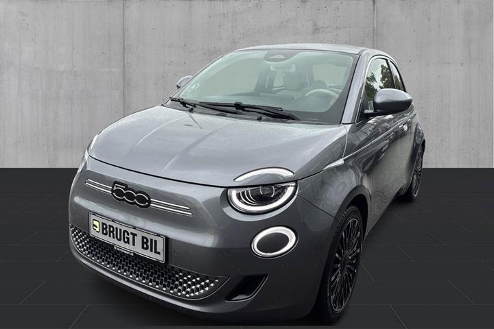 Sølv Fiat 500e fra 2023