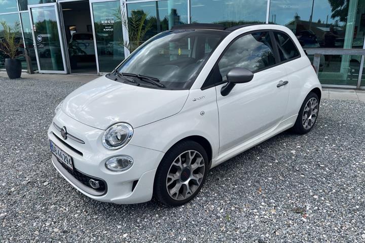 Hvid Fiat 500C fra 2021