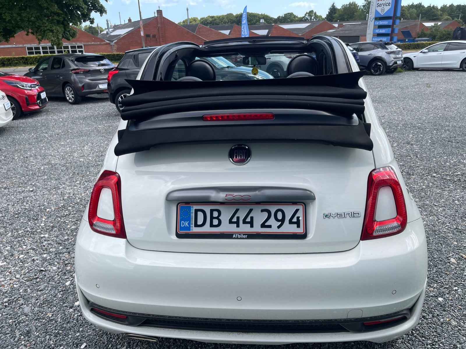 Hvid Fiat 500C fra 2021