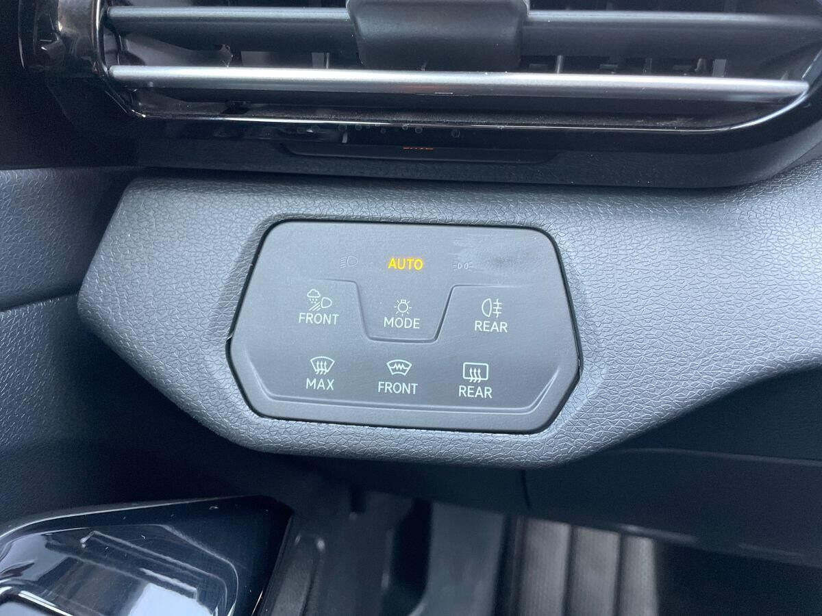 Blå VW ID.4 fra 2024