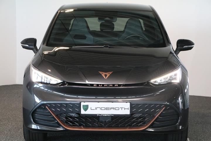 Grå Cupra Born fra 2023