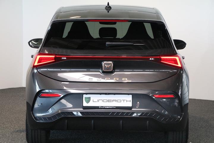 Grå Cupra Born fra 2023