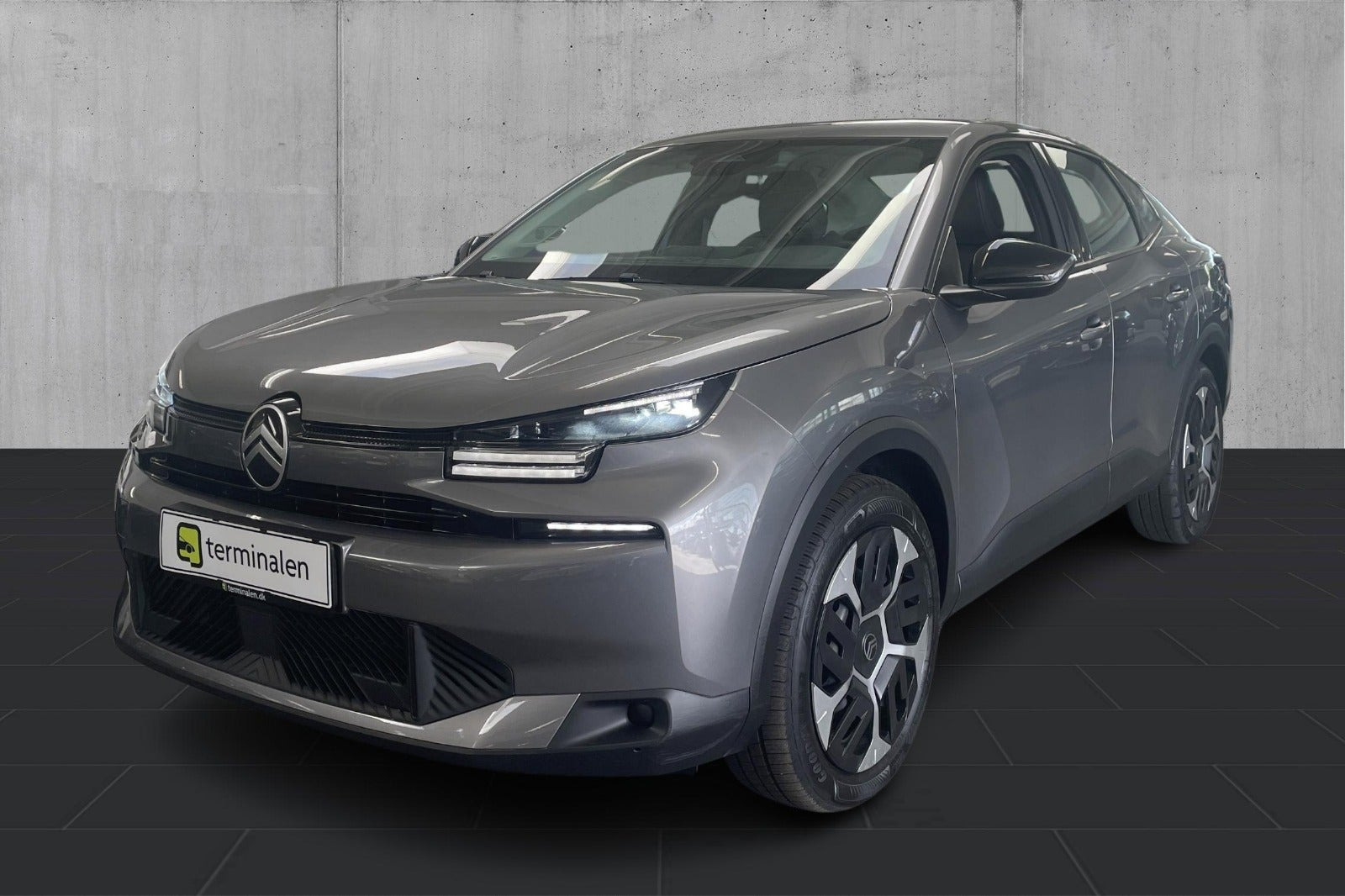 Grå Citroën ë-C4 X fra 2025