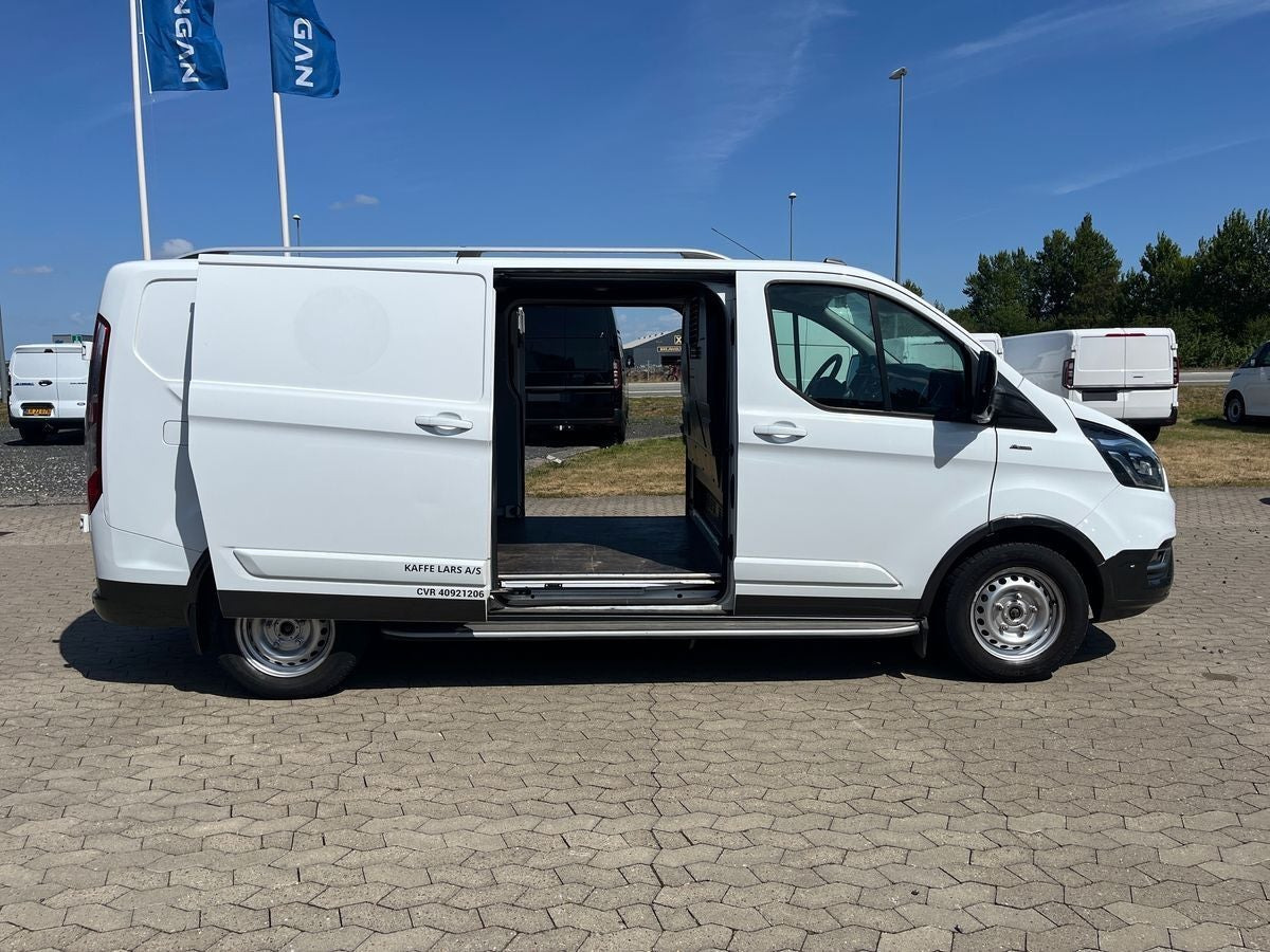 Beige Ford Transit Custom 300 L2 fra 2021