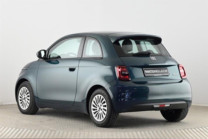 Grøn Fiat 500e fra 2023