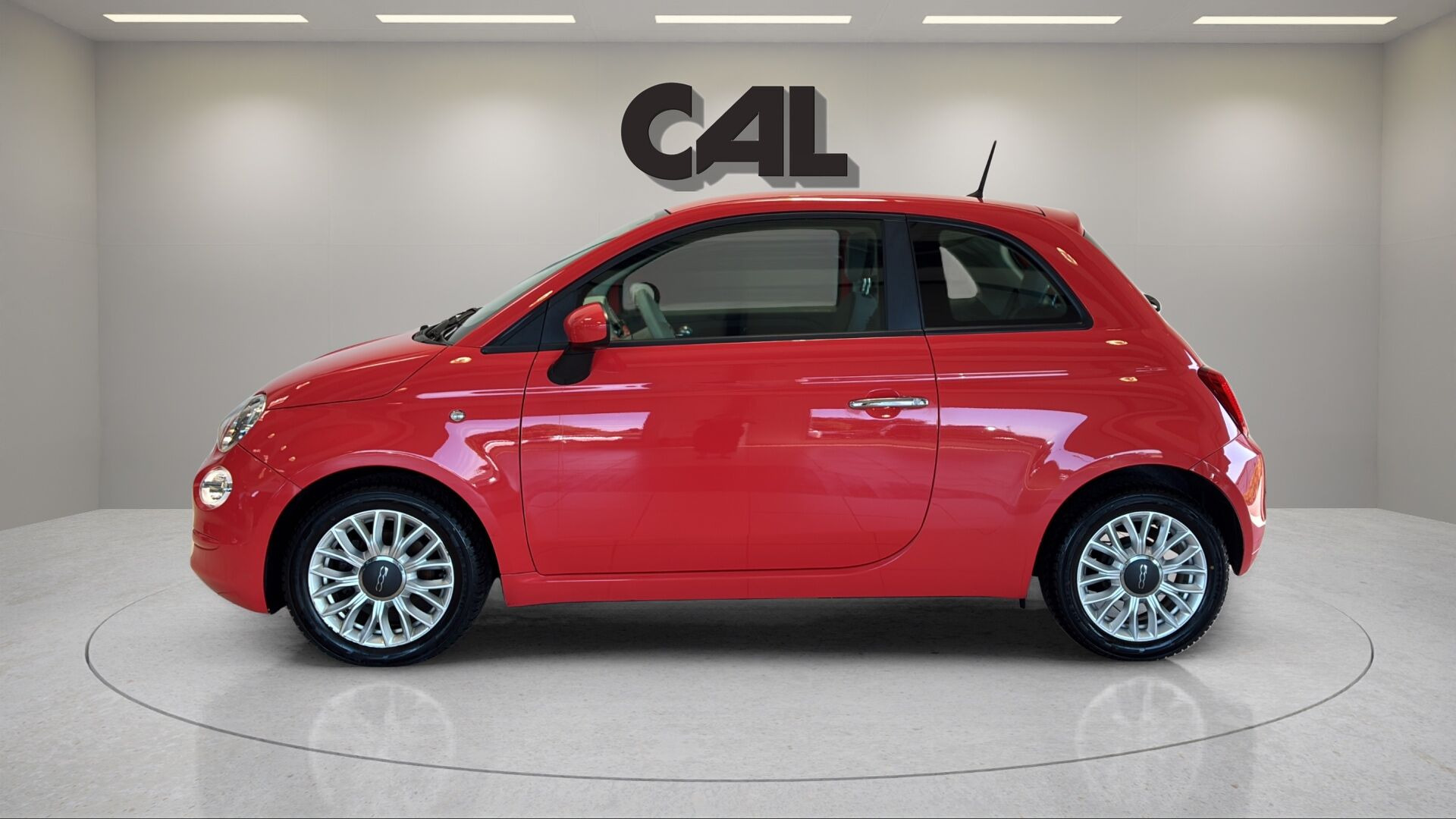 Rød Fiat 500 fra 2016