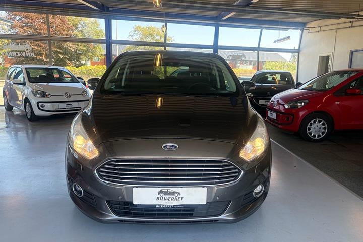 undefined Ford S-MAX fra 2016