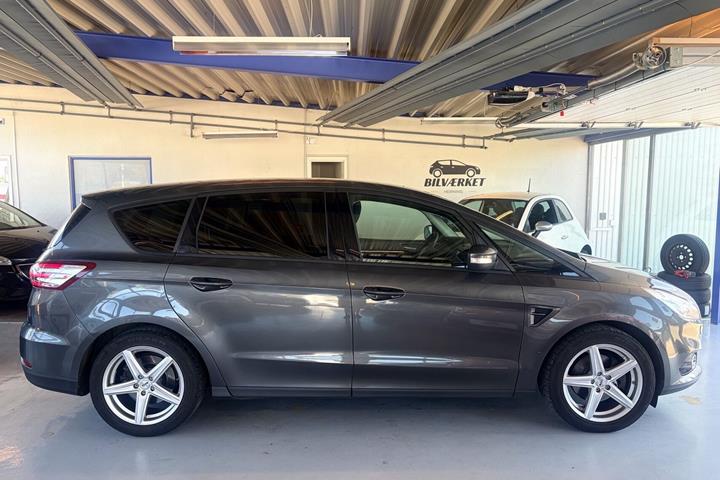undefined Ford S-MAX fra 2016