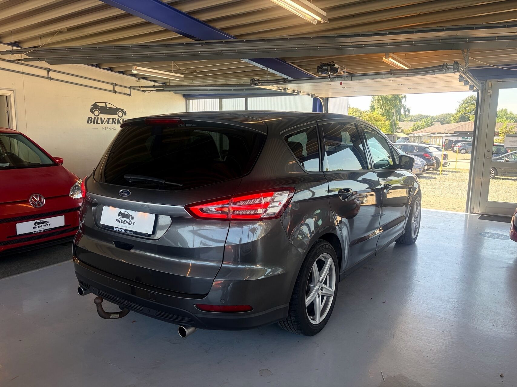 undefined Ford S-MAX fra 2016