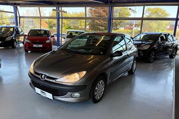 Peugeot 206 1,6 XR 90HK 3d