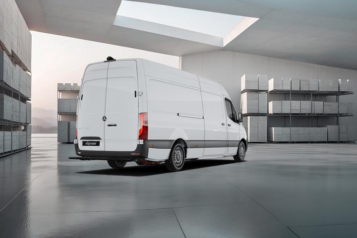 Hvid Mercedes eSprinter fra 2026