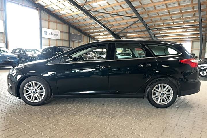Sort Ford Focus fra 2012