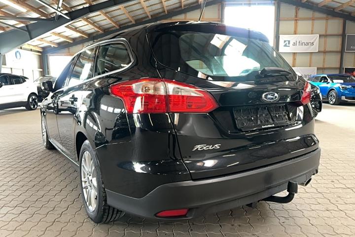 Sort Ford Focus fra 2012