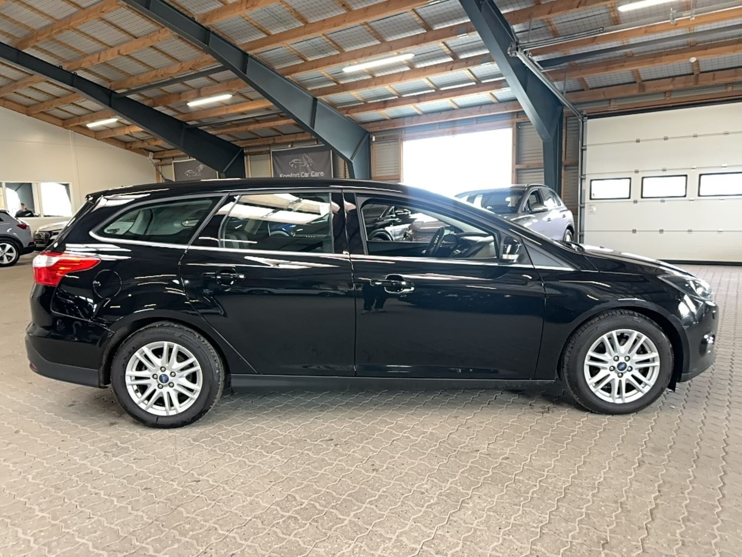 Sort Ford Focus fra 2012