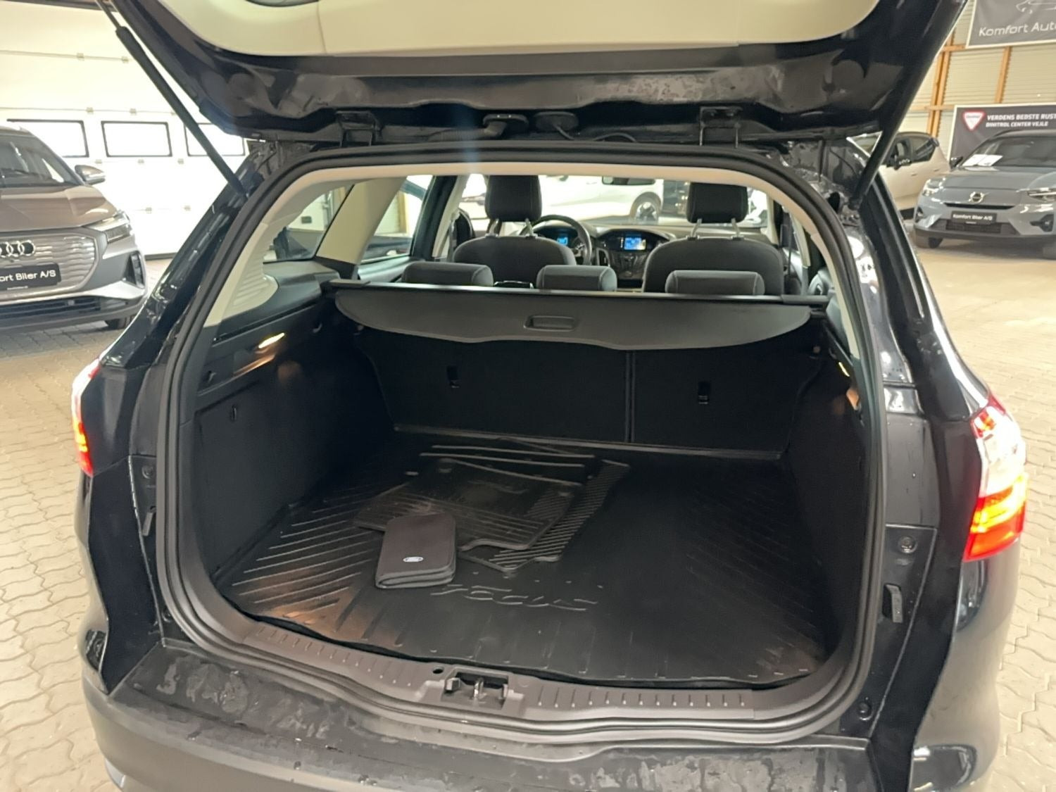 Sort Ford Focus fra 2012