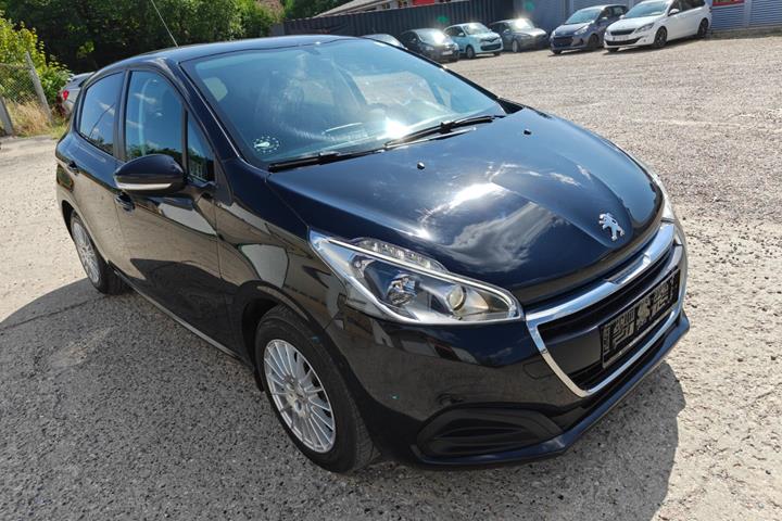 undefined Peugeot 208 fra 2018