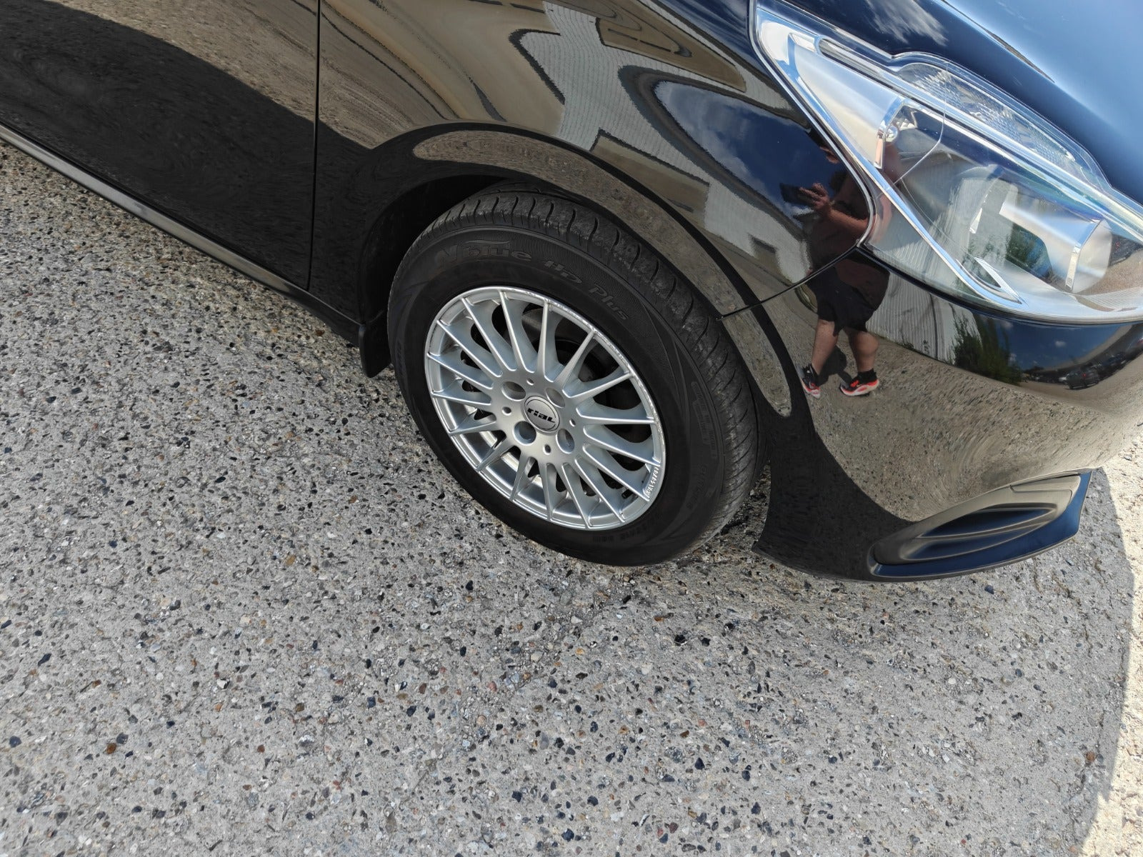 undefined Peugeot 208 fra 2018