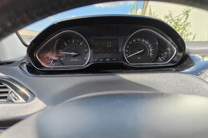 undefined Peugeot 208 fra 2018
