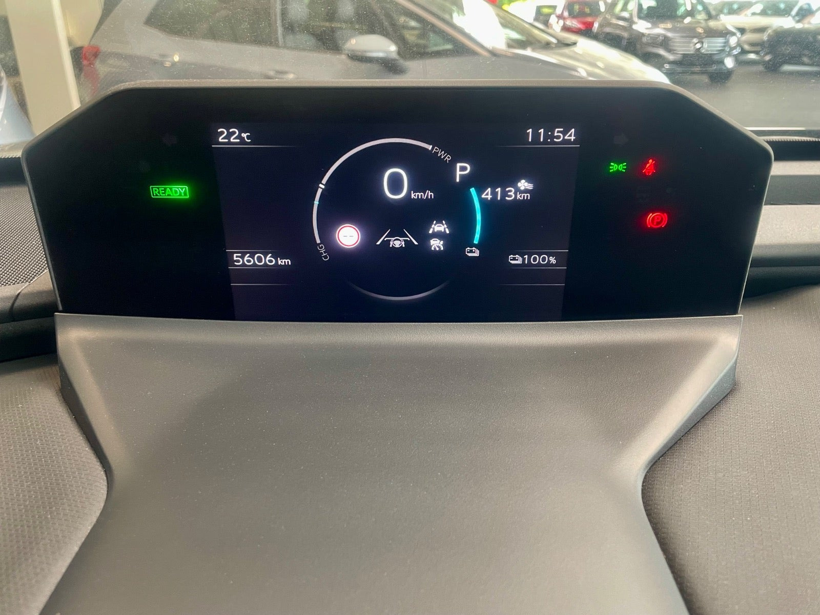 Grå Toyota BZ4X fra 2026