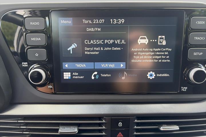 Hvid Hyundai i20 fra 2022