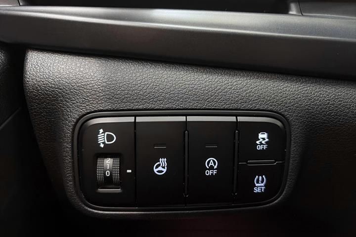 Hvid Hyundai i20 fra 2022