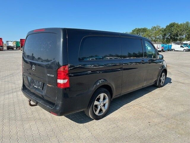 Sort Mercedes Vito 116 fra 2016