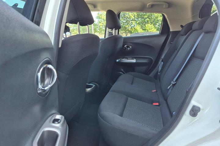 Grøn Nissan Juke fra 2011