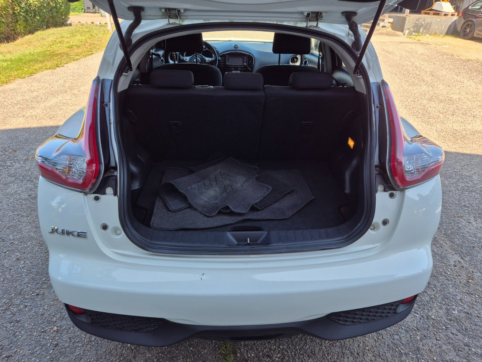 Grøn Nissan Juke fra 2011