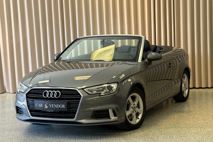 Grå Audi A3 fra 2019