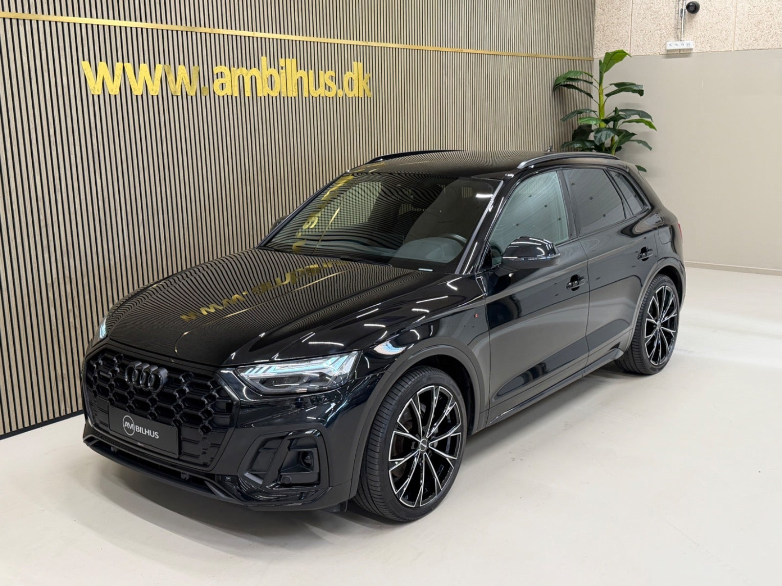 Sort Audi Q5 fra 2021