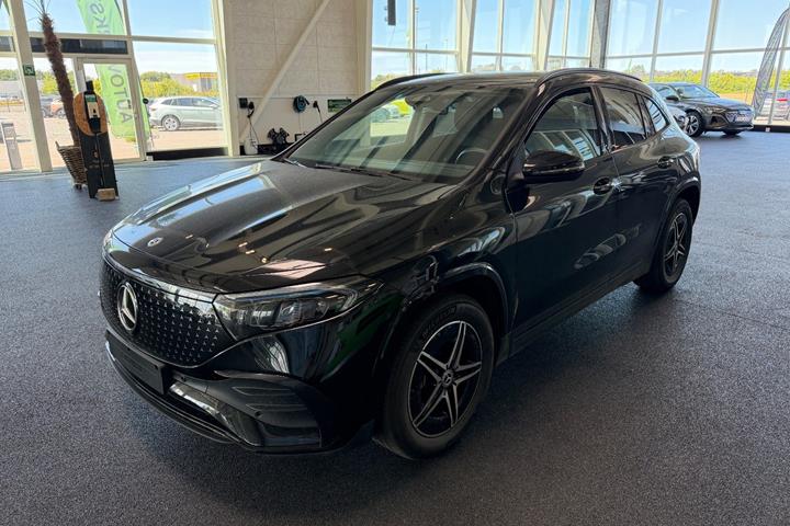 Sort Mercedes EQA250+ fra 2025